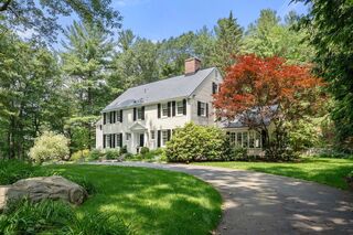Photo of 117 Deer Path Ln Weston, MA 02493