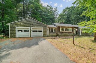 Photo of 36 Grove St Hanover, MA 02339