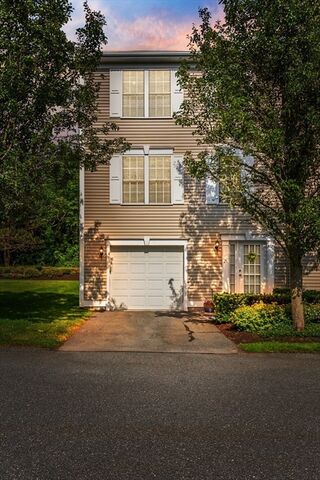 Photo of 21 Harbor Mist Dr Fairhaven, MA 02719