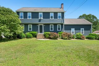Photo of 3 Bellingham Rd Blackstone, MA 01504