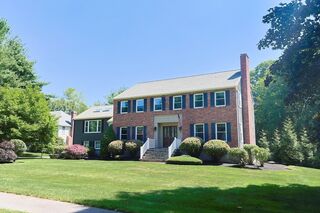 Photo of 5 Windsor Rd Lynnfield, MA 01940
