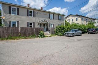 Photo of 7 Cedar St Barre, MA 01005