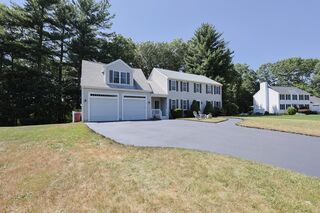 Photo of 15 Nicholas Way Middleborough, MA 02346