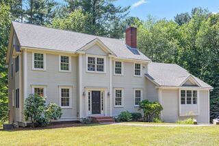 Photo of 225 Prospect St Hingham, MA 02043
