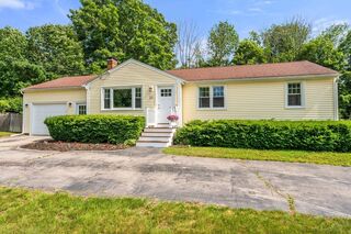 Photo of 23 Redbird Rd Wrentham, MA 02093