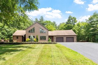 Photo of 95 Willis Rd. Gardner, MA 01440