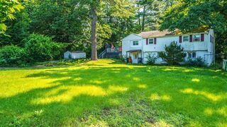 Photo of 10 Sherwood Rd Wilmington, MA 01887