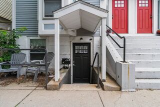 Photo of 314 W 4th Boston - South Boston, MA 02127