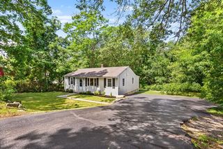 Photo of 30 Lexington St Burlington, MA 01803