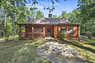 Photo of 135 Pine Street Rochester, MA 02770