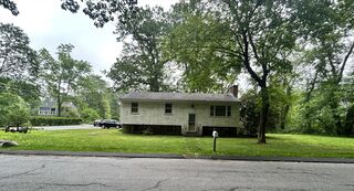 Photo of 58 Summer Hill Rd Maynard, MA 01754