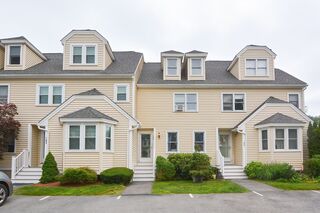 Photo of 194 Merrimack Meadows Ln Tewksbury, MA 01876