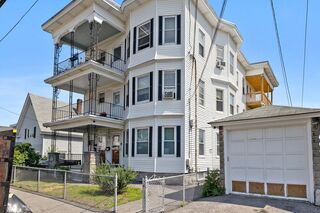 Photo of 31 Woodland St Lawrence, MA 01841