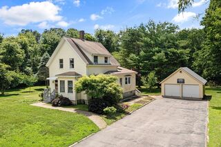 Photo of 27 Laurel St East Bridgewater, MA 02333