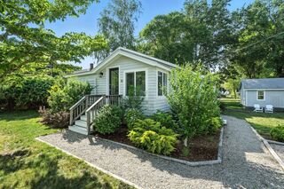 Photo of 16-18 Cole St Kingston, MA 02364