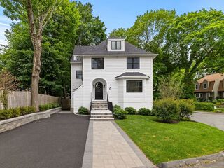 Photo of 6 Wiswall Cir Wellesley, MA 02482