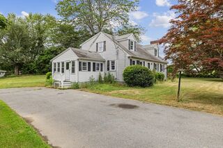 Photo of 8 North St Bridgewater, MA 02324