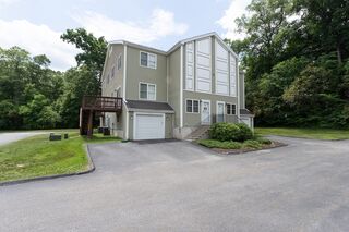 Photo of 6 Knotts St Hudson, MA 01749