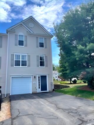 Photo of 61 Tulip Cir Grafton, MA 01560