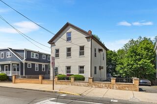 Photo of real estate for sale located at 88 Garland St Everett, MA 02149
