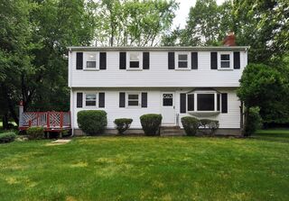 Photo of 604 Crescent St East Bridgewater, MA 02333