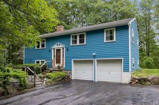 Photo of real estate for sale located at 18 Cobb Rd Ashburnham, MA 01430