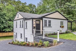 Photo of 877 Main Street Reading, MA 01867