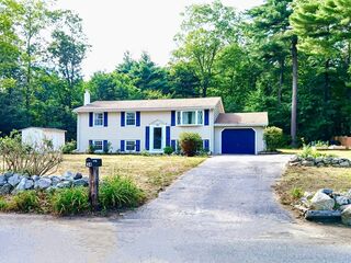 Photo of real estate for sale located at 34 Priscilla Rd Hopkinton, MA 01748