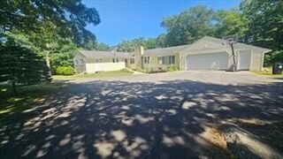 Photo of real estate for sale located at 268 Draper Ave North Attleboro, MA 02760