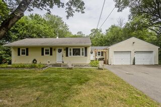 Photo of real estate for sale located at 124 North St Grafton, MA 01519