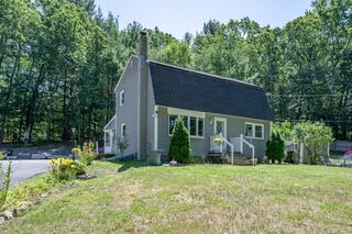 Photo of 43 Frost Rd Tyngsborough, MA 01879