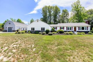 Photo of 344 W Main St Groton, MA 01450