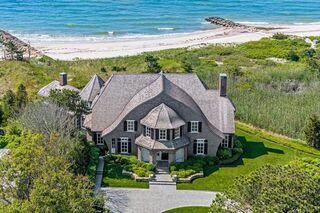 Photo of real estate for sale located at 391 Sea View Avenue Barnstable, MA 02655