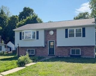 Photo of 22 Woodlawn St Winchendon, MA 01475