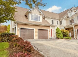 Photo of real estate for sale located at 717 Hampton Way Abington, MA 02351
