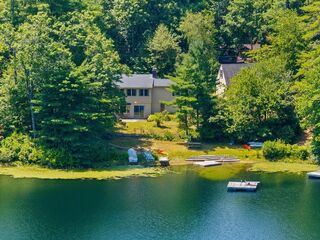 Photo of real estate for sale located at 1 Baileys Way Lakeville, MA 02347