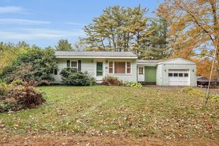 Photo of 38 S Spencer Rd Spencer, MA 01562