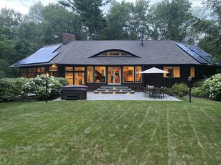Photo of 17 Storey Drive Lincoln, MA 01773