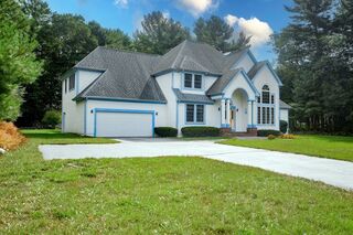 Photo of real estate for sale located at 7 Upland Way Marion, MA 02738