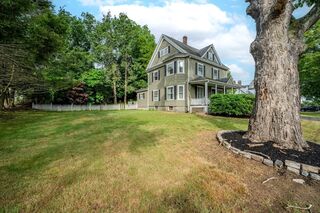 Photo of 43 Elm St Wakefield, MA 01880