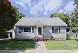 Photo of 31 Davis St Lawrence, MA 01843