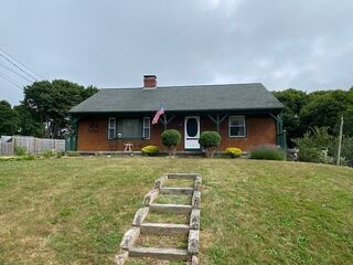 Photo of 16 Pacheco Path Davisville, MA 02536