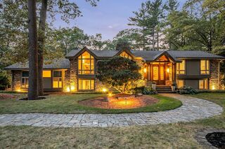 Photo of 7 Goldenrod Lane Lynnfield, MA 01940
