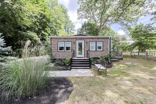Photo of 3 Wamesit St Medway, MA 02053