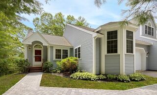 Photo of 1 Treetop Court Burlington, MA 01803