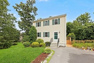Photo of 289 Weymouth St Holbrook, MA 02343