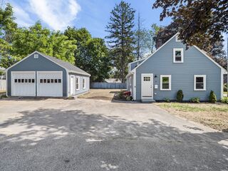 Photo of 8 Lois St Hamilton, MA 01982