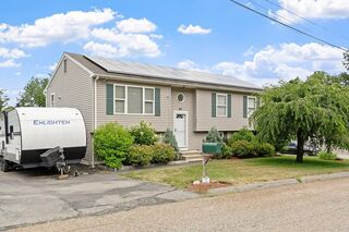 Photo of 54 Trolley Ln Leominster, MA 01453