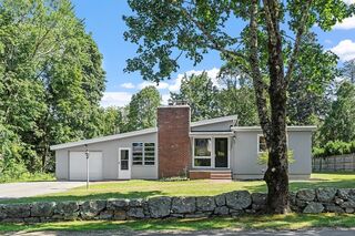 Photo of 4 Gardner Avenue Andover, MA 01810