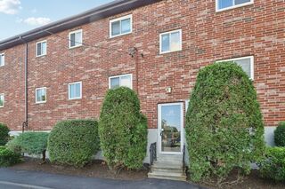 Photo of 34 Westgate Rd Chestnut Hill, MA 02467
